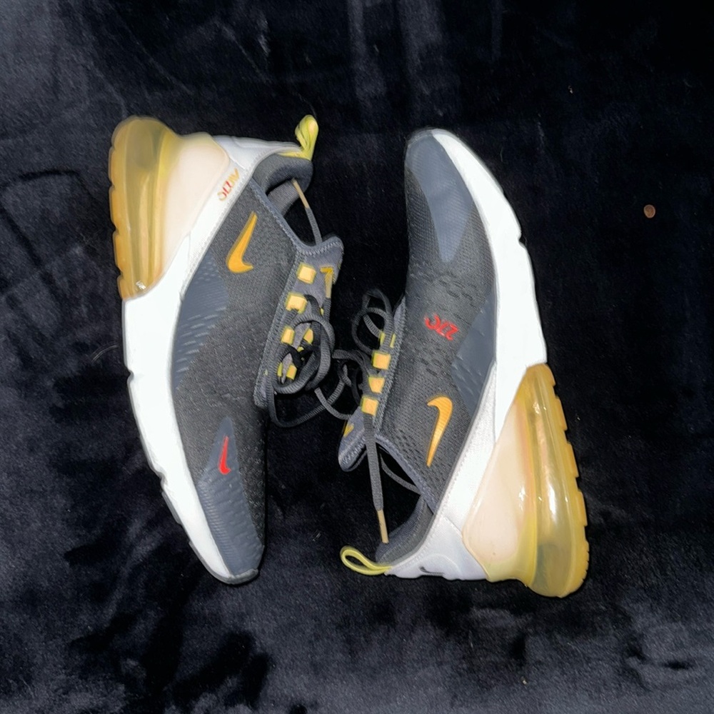 Nike Air Max 270